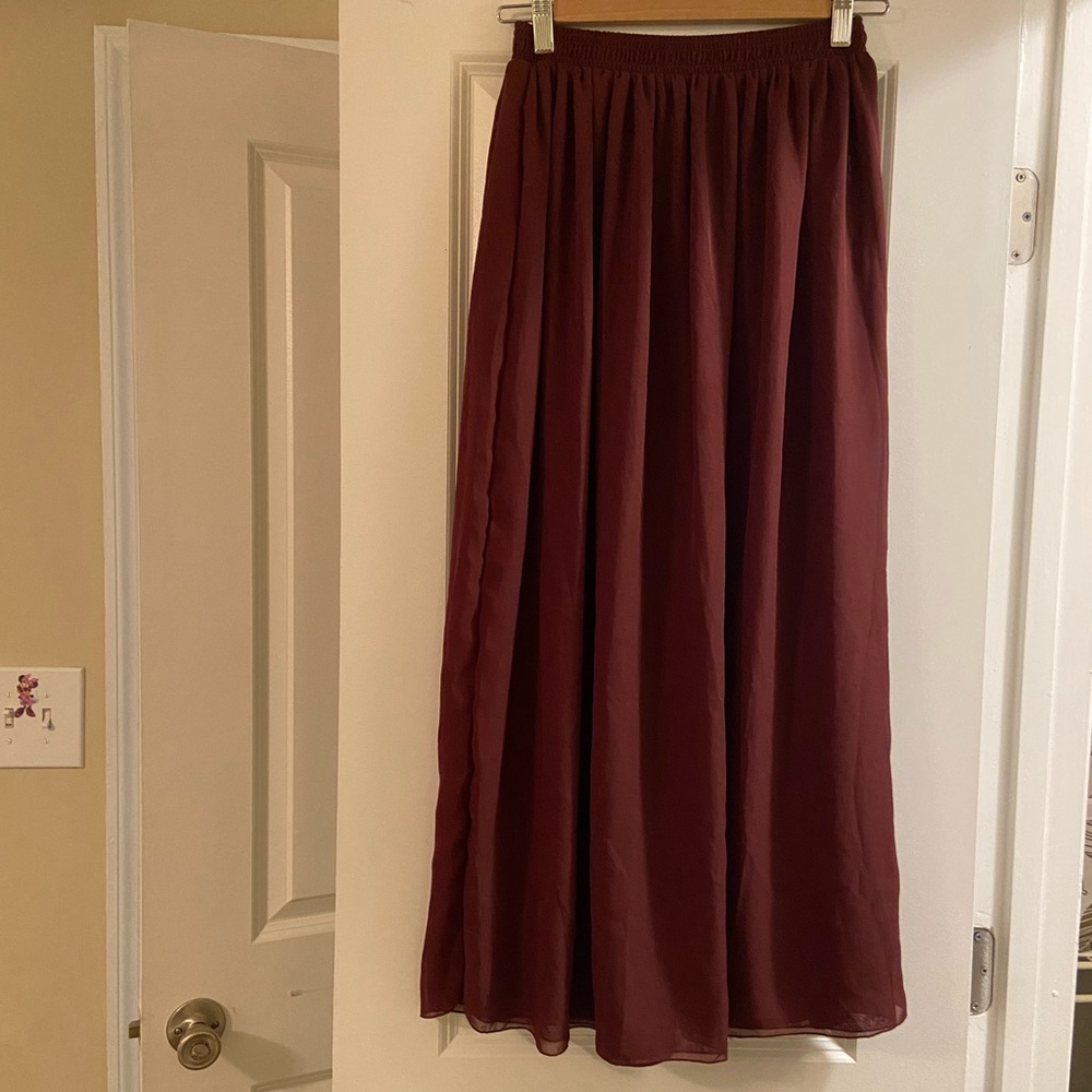 American apparel, maxi skirt, cliffon, xs/s, wine
